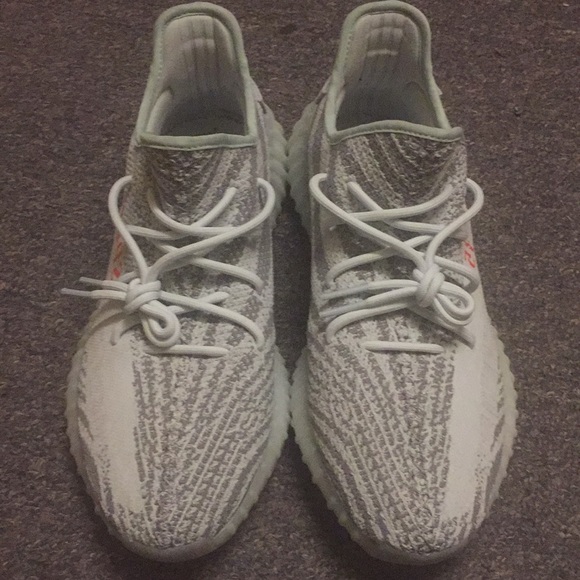 le adidas yeezys impulso 350 v2 tinta blu poshmark le adidas yeezys impulso 350 v2 tinta blu poshmark